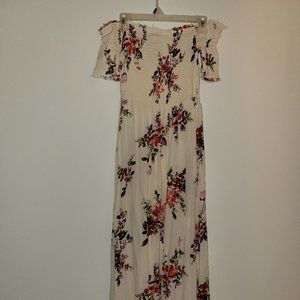 White Floral shoulderless summer dress (Medium)